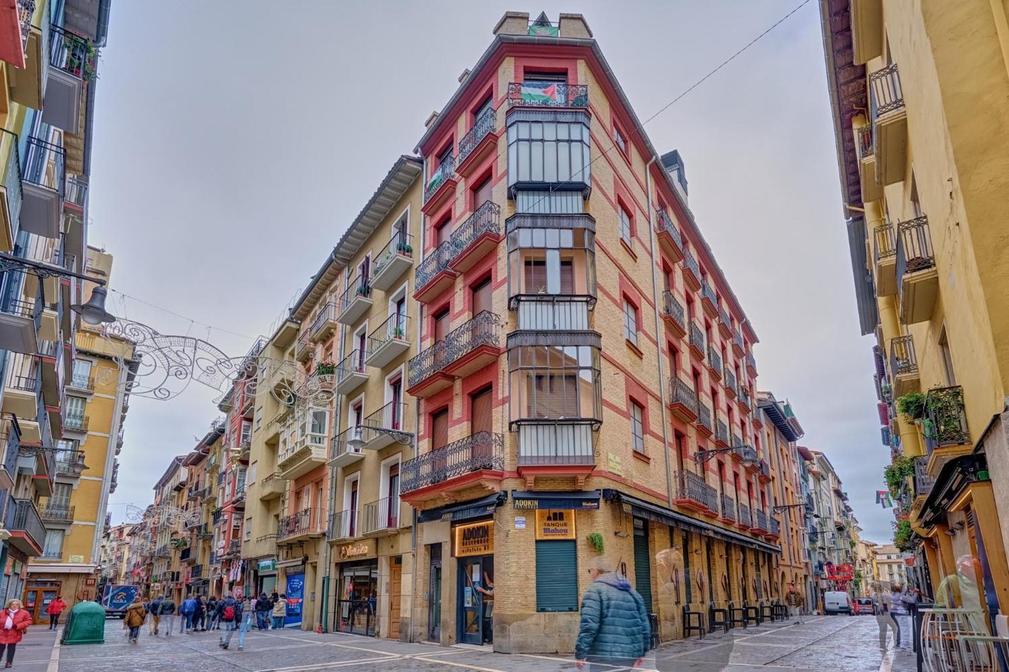 Heart Of Pamplona Apartments I By Clabao Exterior photo
